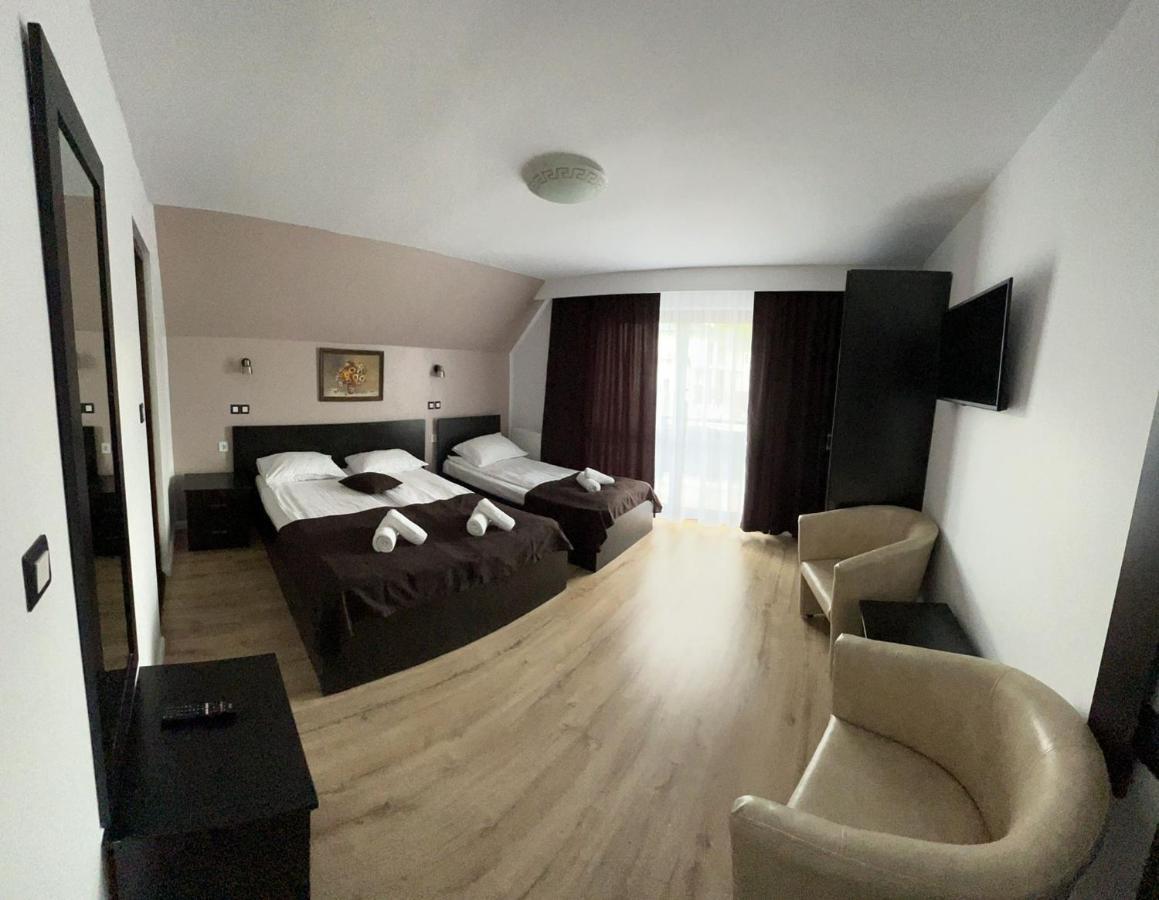 Villa Oaza Apusenilor Calarasi  Esterno foto